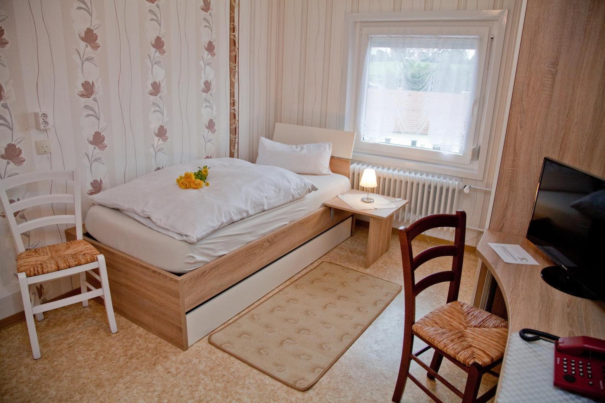 Landgasthof Deutsches Haus Ulmbach ห้อง รูปภาพ